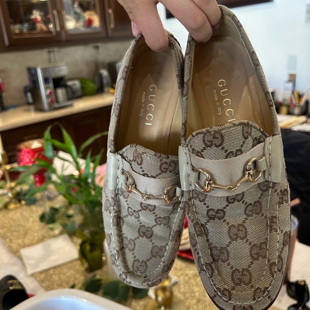 Women’s Gucci moccasins